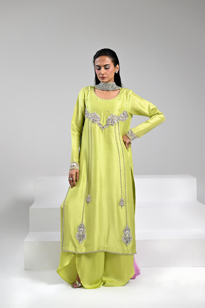 Green Musk - Huma Mistry Official