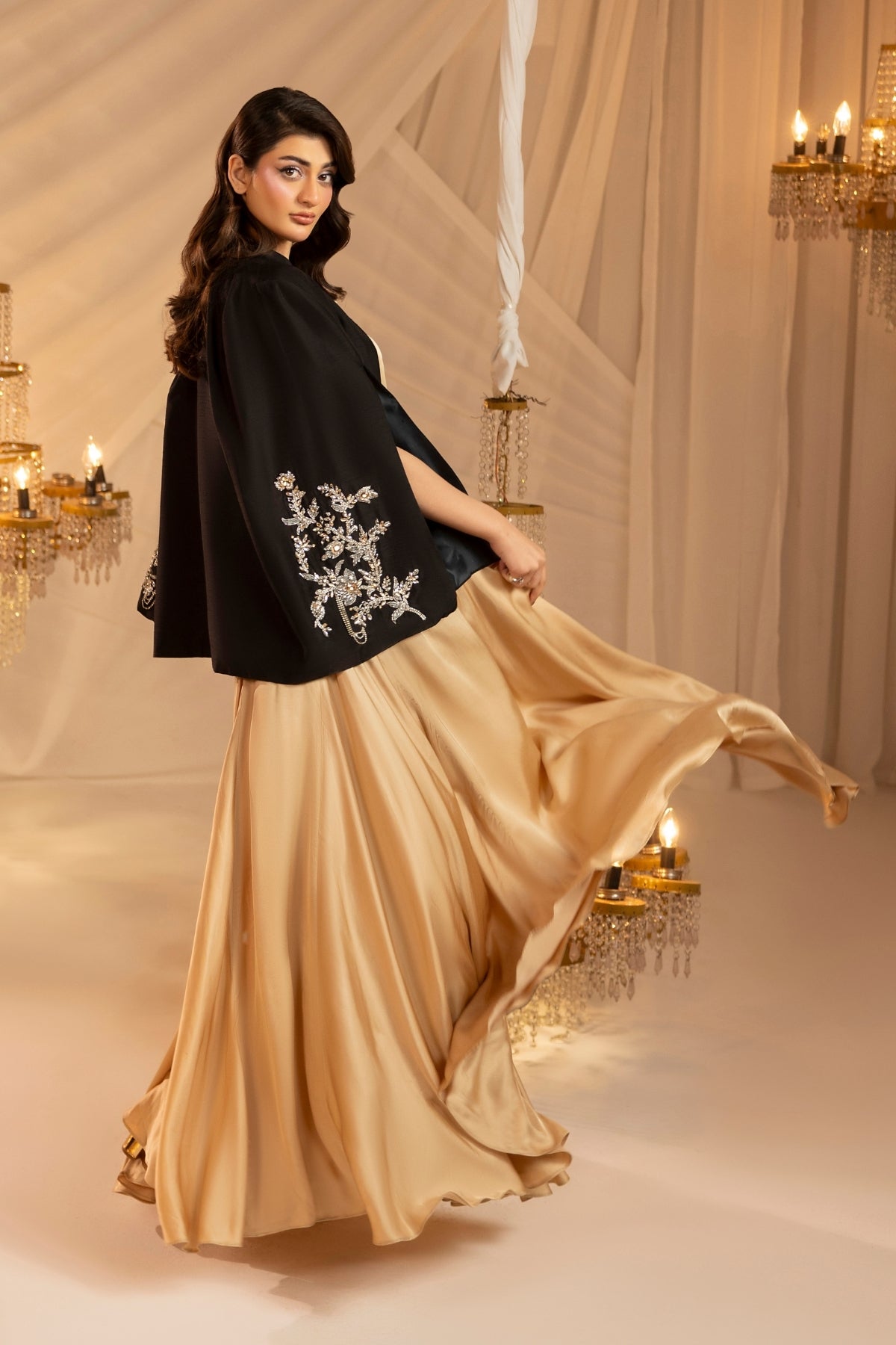 Aveline - Huma Mistry Official