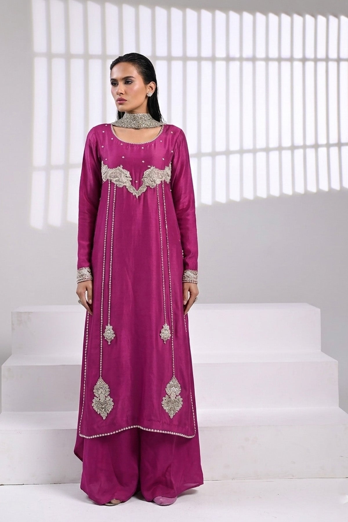 Magenta variant of Musk